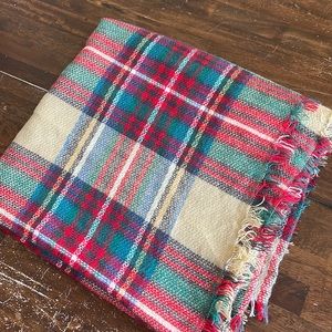 Women's Christmas Winter Plaid Blanket Scarf Large Square Wrap Holiday OS NWOT